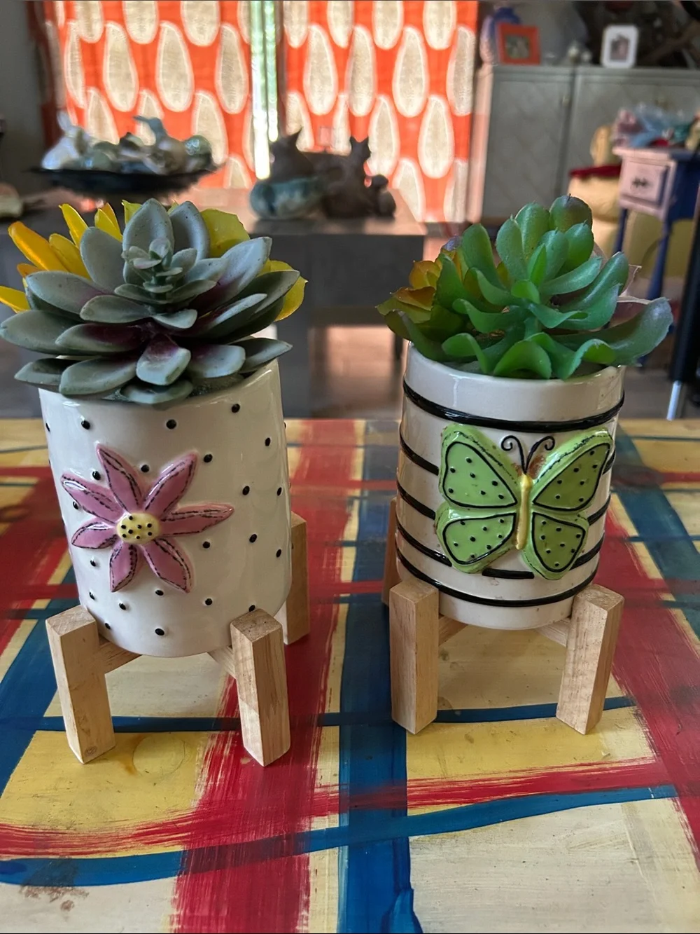 Demdaco two ceramic